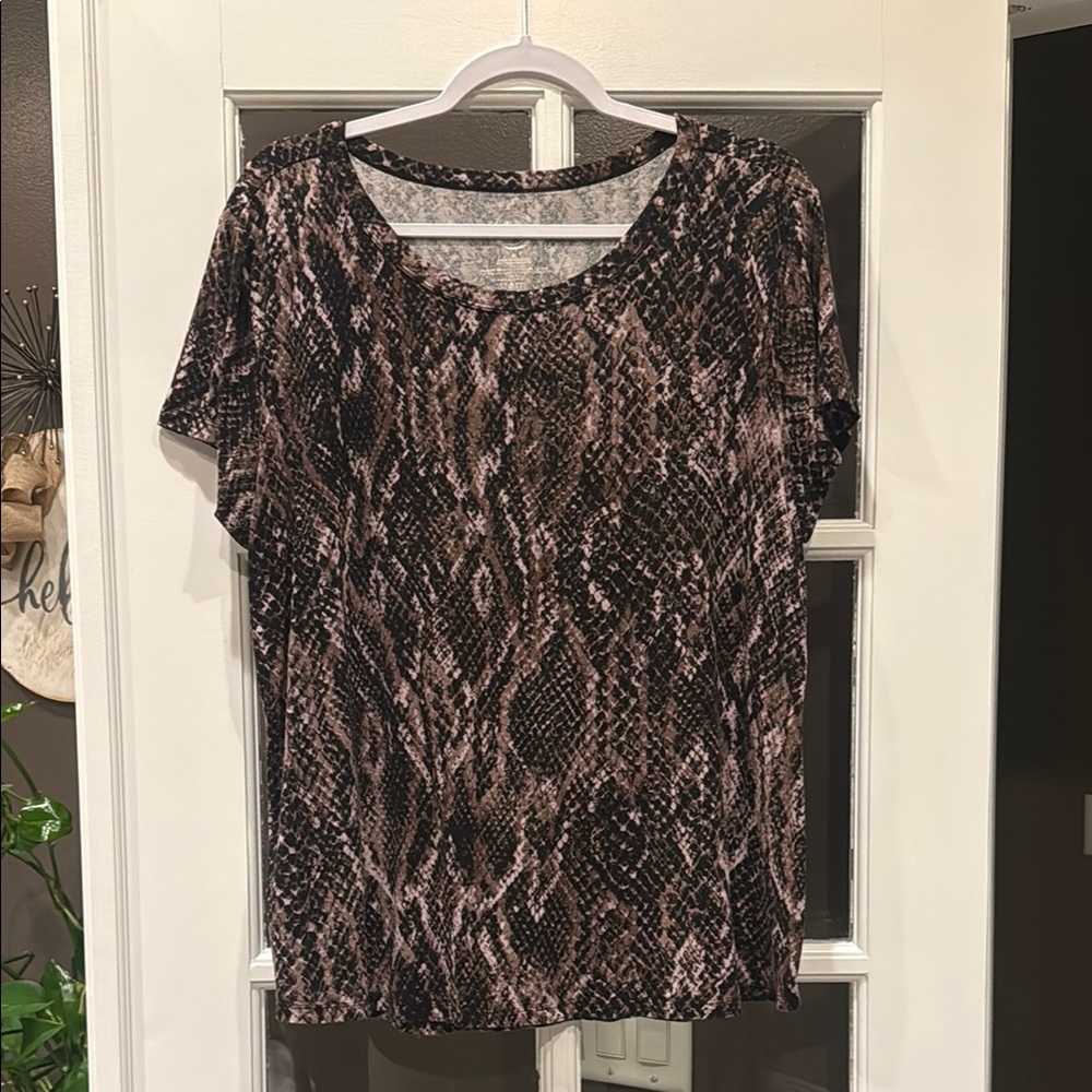 Brown and Black Short Sleeve T-Shirt with Snakeskin Print